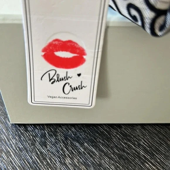 Blush Crush cosmetic bag - Picture 5 of 5